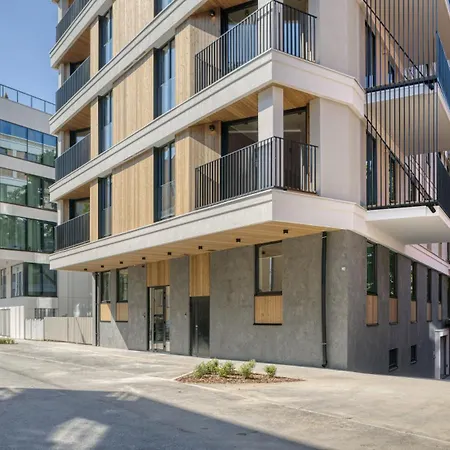 Tobiase Residences - Luxury *