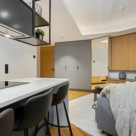 Tobiase Residences - Luxury Apartament