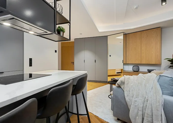 Tobiase Residences - Luxury Apartment